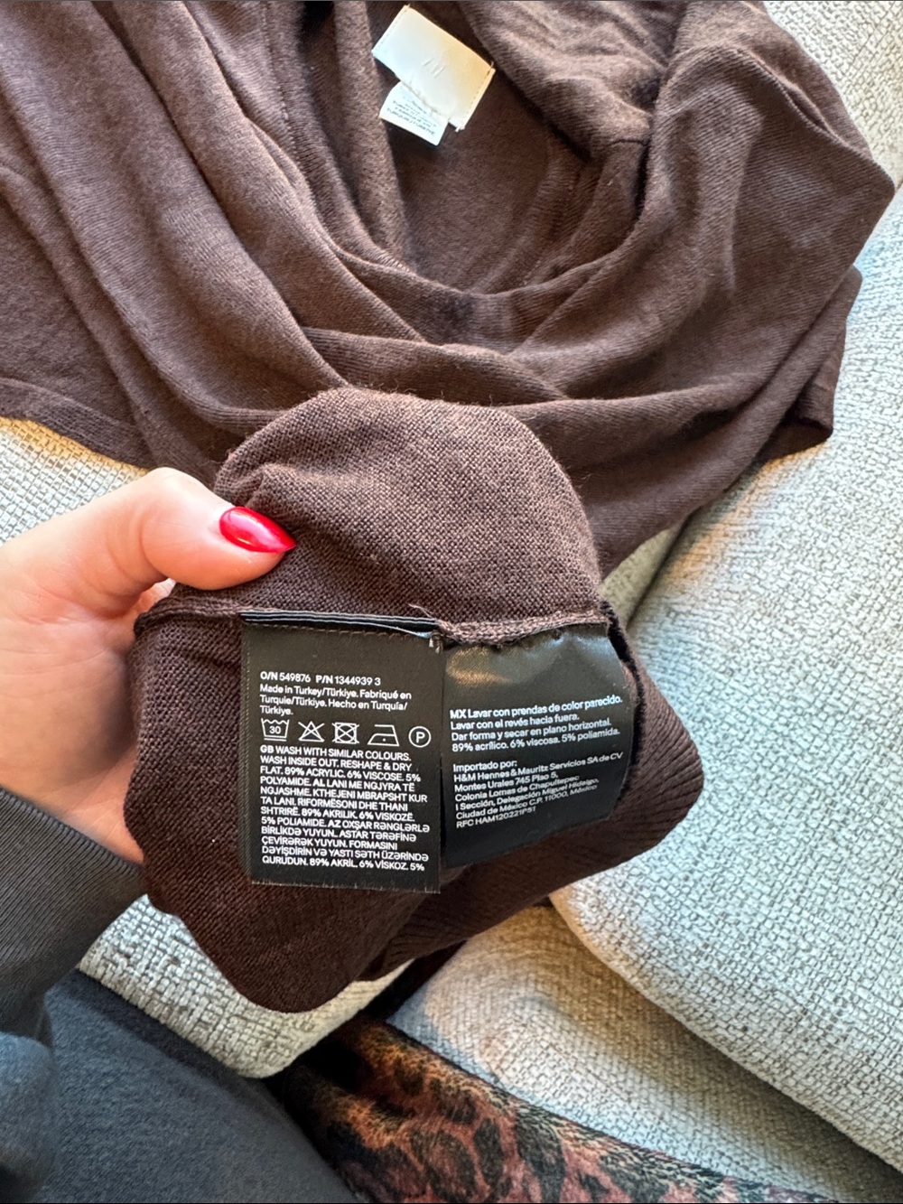 New without tags H&M brown fine knit cape top - Picture 6 of 6